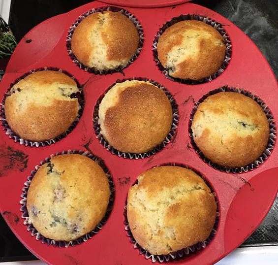 Recept på Sockerfria Banan & Blåbärs muffins